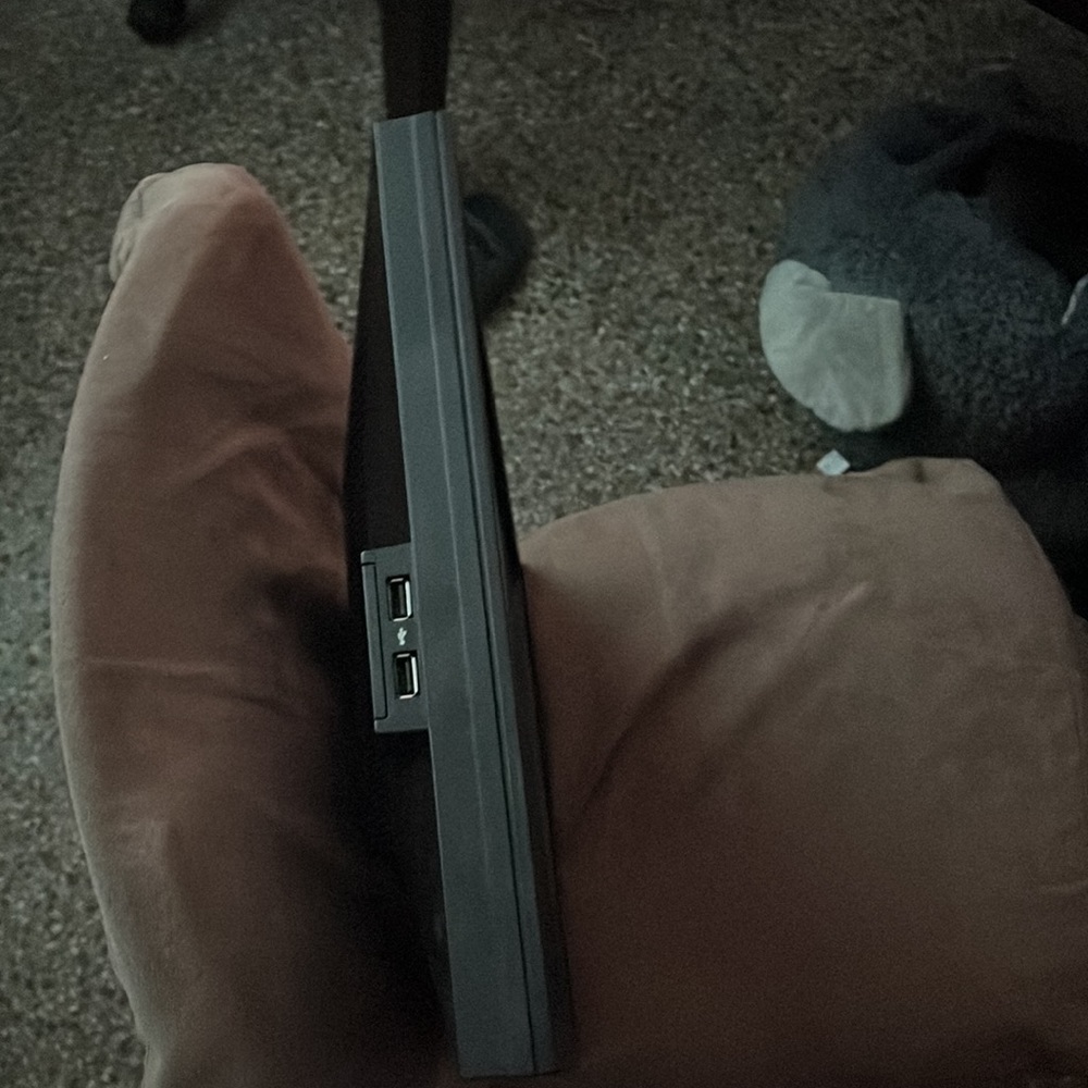 Monitor - Picture 3 of 4